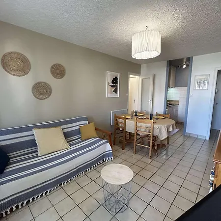 Apartment 2 Pieces Avec Loggia, A 100m De La - 4 Couchages, Tv, Lave-linge, Proche Commerces - Fr-1-224c-311 Saint-Hilaire-de-Riez