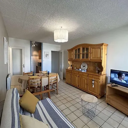 2 Pieces Avec Loggia, A 100m De La - 4 Couchages, Tv, Lave-linge, Proche Commerces - Fr-1-224c-311 Saint-Hilaire-de-Riez